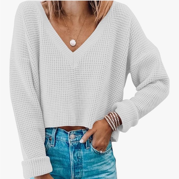 Jumppmile Sweaters - Jumppmile Pullover Crop Sweater